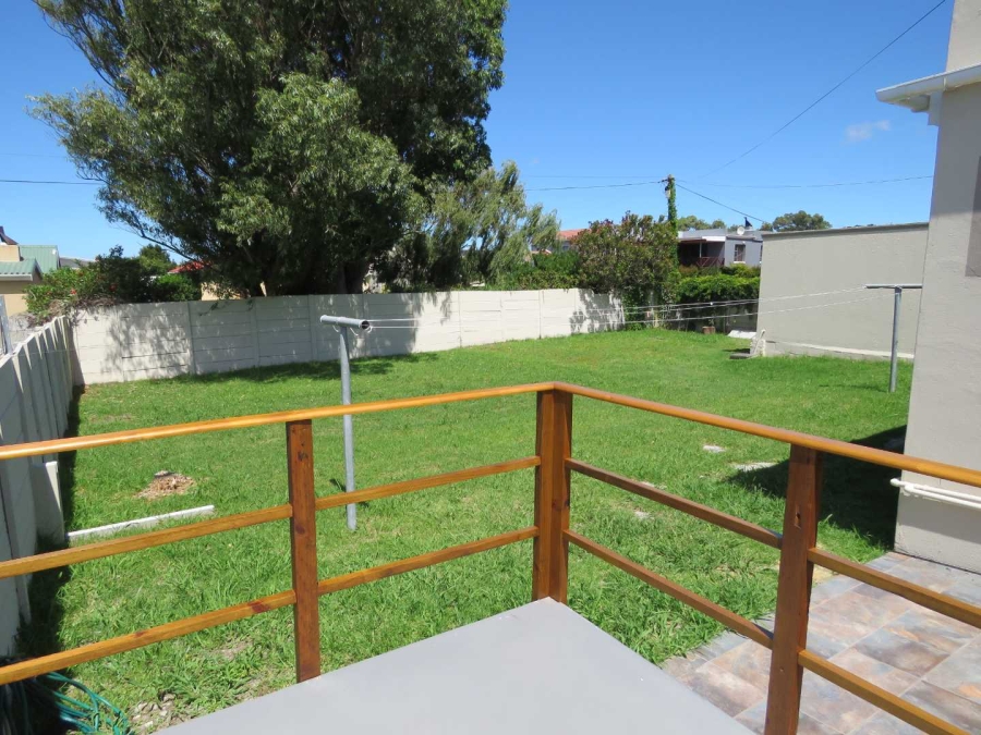 4 Bedroom Property for Sale in Kleinmond Western Cape